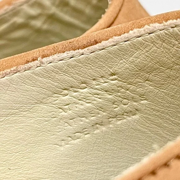 Nisolo Mariella Mules in a neutral beige color - Picture 4 of 9